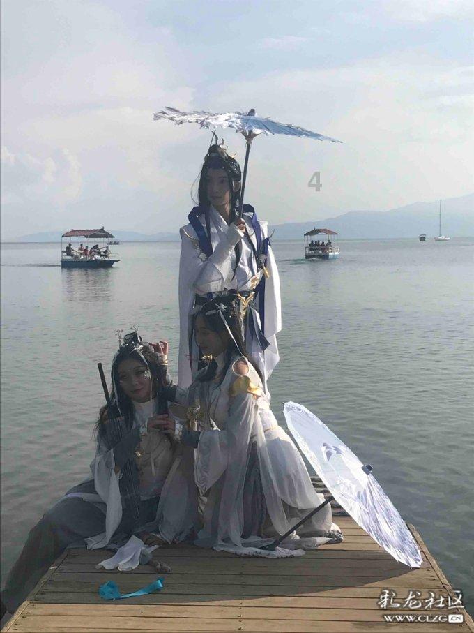 墨西哥首都恢复斗牛活动 遭反对者强烈抗议